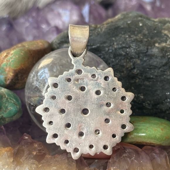 Amethyst flower statement 925 sterling silver pendant - Picture 7 of 9